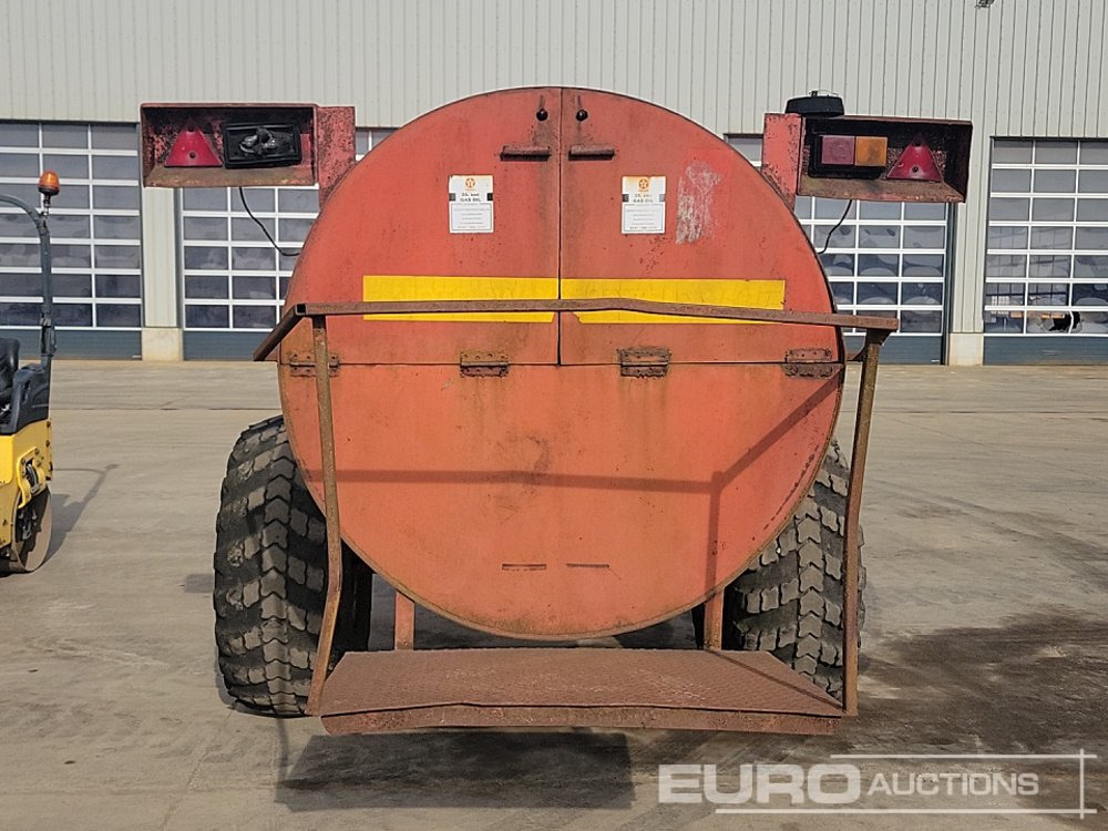 Redrock Single Axle Draw Bar Fuel Bowser, Honda Pump - Skladovací nádrž: obrázek 4 Redrock Single Axle Draw Bar Fuel Bowser, Honda Pump - Skladovací nádrž: obrázek 4