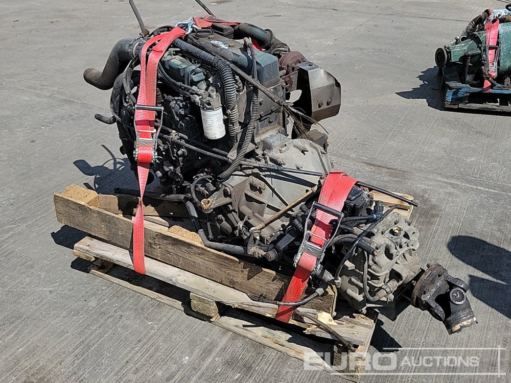 Renault 4 Cylinder Engine, Gearbox - Motor: obrázek 3 Renault 4 Cylinder Engine, Gearbox - Motor: obrázek 3