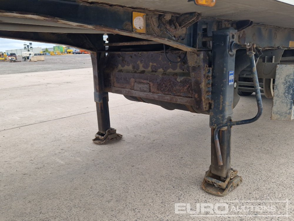 Skříňový návěs Schmitz CARGOBULL SK0 24/L: obrázek 12