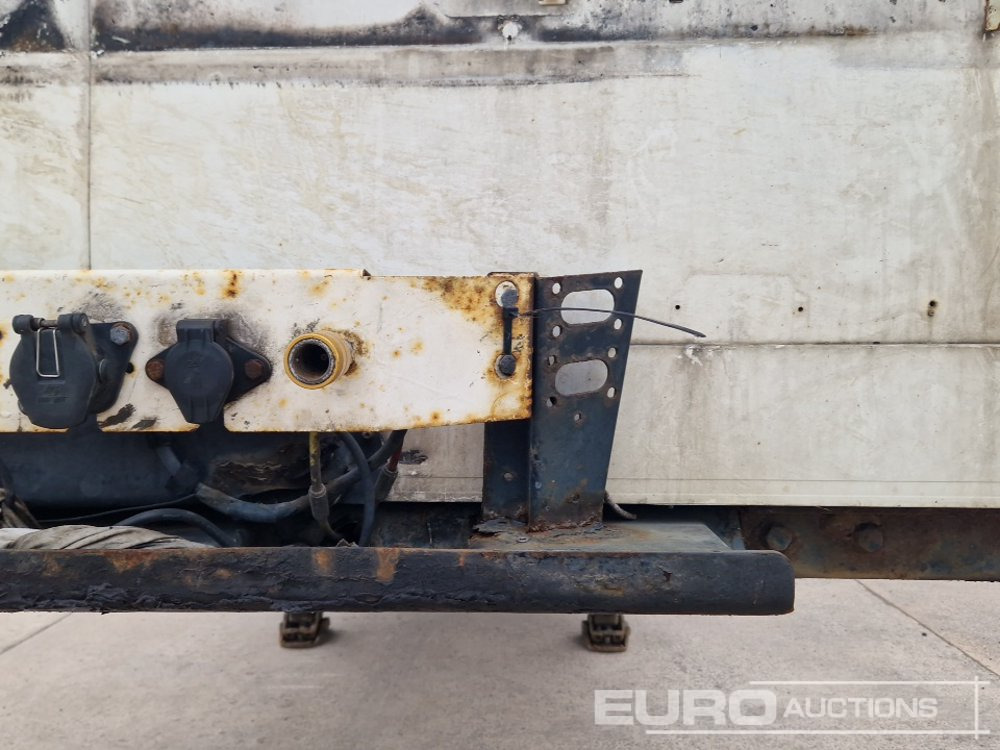 Skříňový návěs Schmitz CARGOBULL SK0 24/L: obrázek 11
