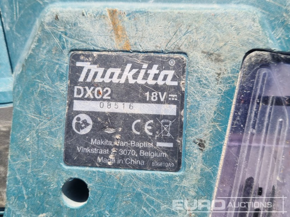 Selection of Makita, Hilti, Milwaulkee & Bosch Battery Power Tools (No Batteries) - Stavební zařízení: obrázek 4 Selection of Makita, Hilti, Milwaulkee & Bosch Battery Power Tools (No Batteries) - Stavební zařízení: obrázek 4