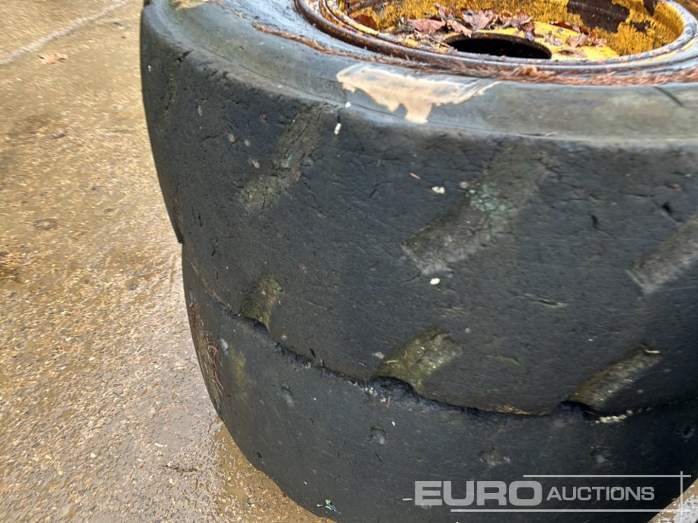Pneumatiky Solid Wall Tyre & Rim (4 of): obrázek 9