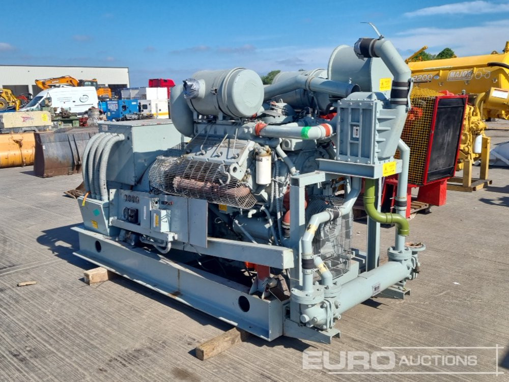 Stamford 288kVA Skid Mounted Generator, Rolls-Royce V8 Engine - Elektrický generátor: obrázek 3 Stamford 288kVA Skid Mounted Generator, Rolls-Royce V8 Engine - Elektrický generátor: obrázek 3