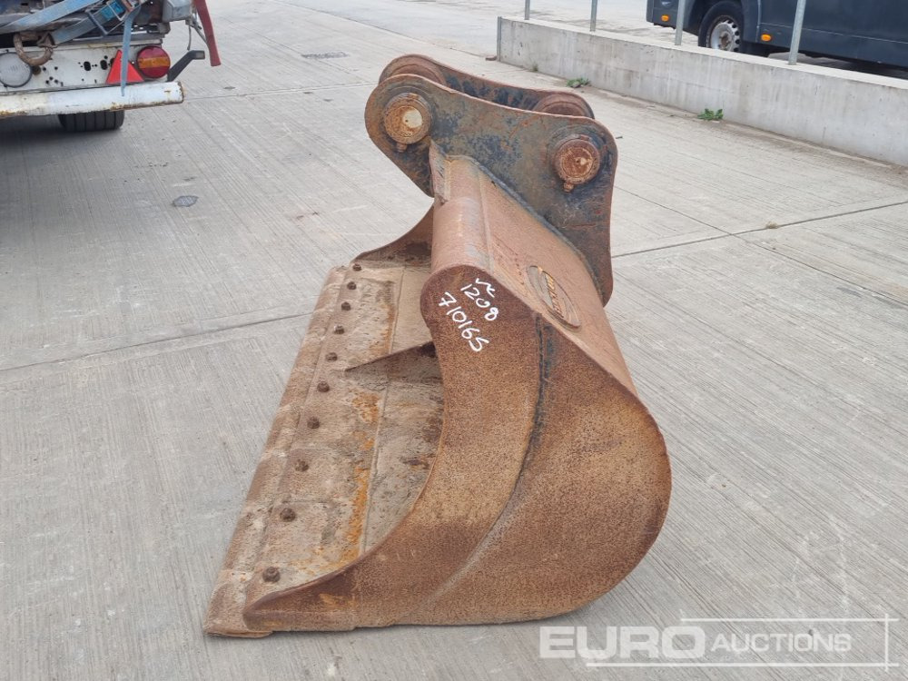 Strickland 84" Ditching Bucket 80mm Pin to suit 20 Ton Excavator - Lžíce: obrázek 2 Strickland 84" Ditching Bucket 80mm Pin to suit 20 Ton Excavator - Lžíce: obrázek 2