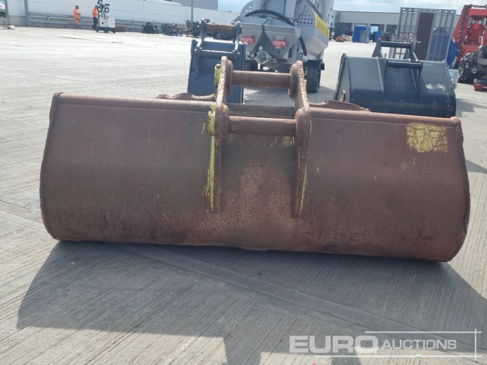 Strickland 84" Ditching Bucket 80mm Pin to suit 20 Ton Excavator - Lžíce: obrázek 4 Strickland 84" Ditching Bucket 80mm Pin to suit 20 Ton Excavator - Lžíce: obrázek 4