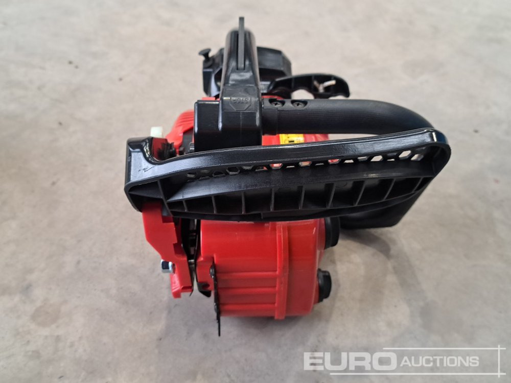 TMUS 2500 Petrol Chainsaw (2 of) - Vybavení garáže/ Dílny: obrázek 5 TMUS 2500 Petrol Chainsaw (2 of) - Vybavení garáže/ Dílny: obrázek 5