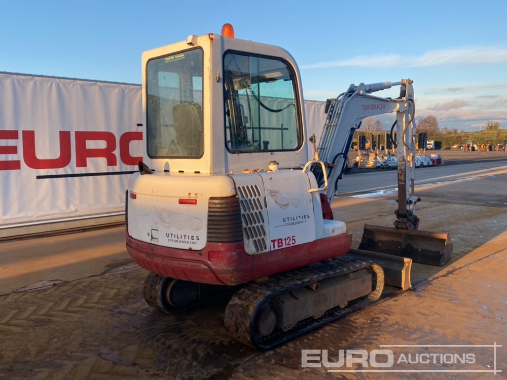 Takeuchi TB125 - Mini rýpadlo: obrázek 5 Takeuchi TB125 - Mini rýpadlo: obrázek 5