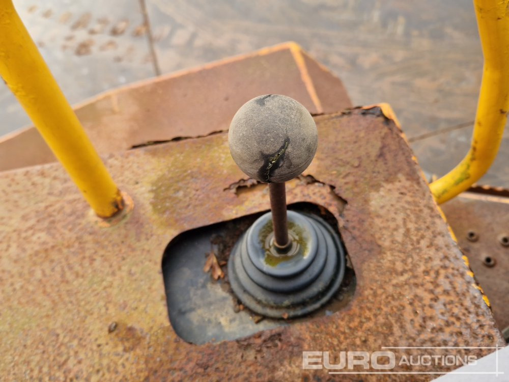 Mini-sklápěčka Thwaites 6 Ton Swivel Skip: obrázek 13