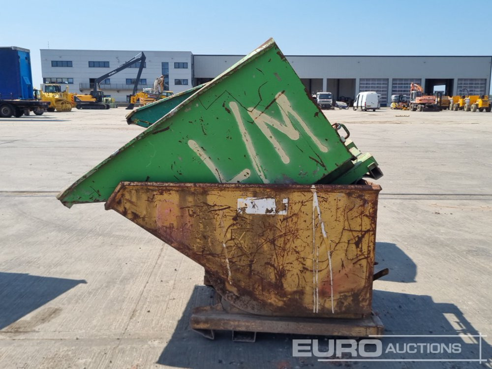 Tipping Skip to suit Forklift (4 of) - Výklopný kontejner: obrázek 2 Tipping Skip to suit Forklift (4 of) - Výklopný kontejner: obrázek 2