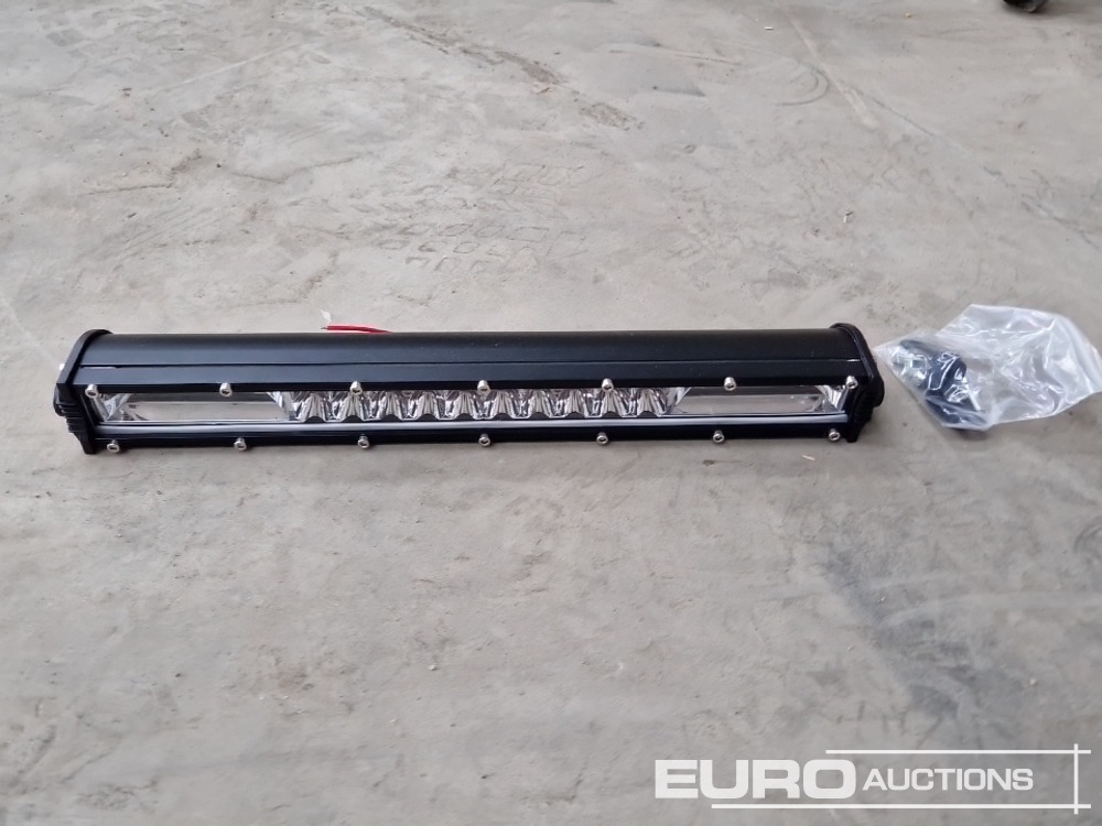 Unused 13" 120W Combo Beam LED Light Bar, Mounting Brackets, IP68 Waterproof - Stavební zařízení: obrázek 1 Unused 13" 120W Combo Beam LED Light Bar, Mounting Brackets, IP68 Waterproof - Stavební zařízení: obrázek 1