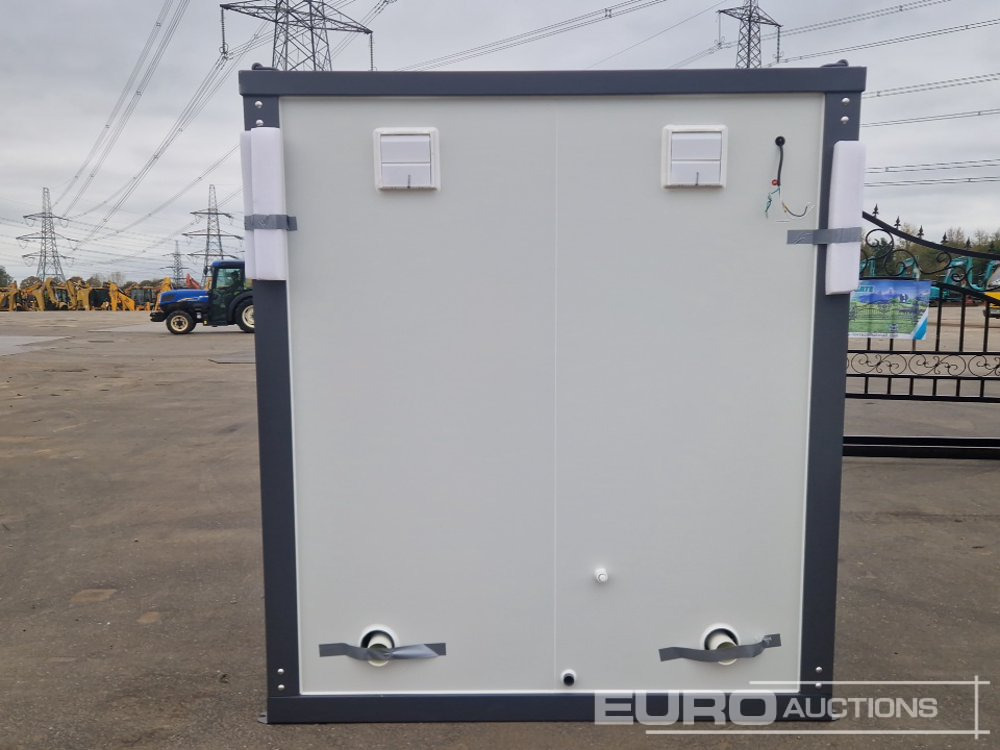 Unused 220 Volt Double Toilet Unit (Cannot Be Reconsigned) - Lodní kontejner: obrázek 4 Unused 220 Volt Double Toilet Unit (Cannot Be Reconsigned) - Lodní kontejner: obrázek 4