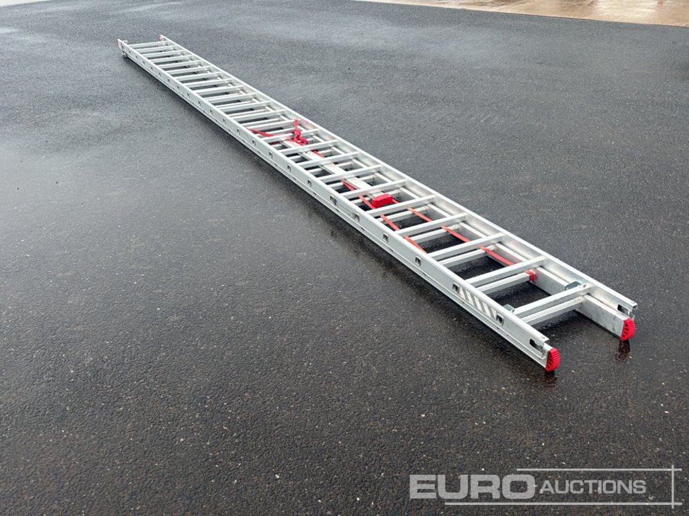 Unused 23 Rung Double Extension Aluminium Ladder, Non Slip Stabliser Bar - Vybavení garáže/ Dílny: obrázek 3 Unused 23 Rung Double Extension Aluminium Ladder, Non Slip Stabliser Bar - Vybavení garáže/ Dílny: obrázek 3