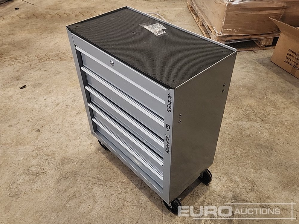 Unused 5 Drawer Tool Box & Tools - Vybavení garáže/ Dílny: obrázek 4 Unused 5 Drawer Tool Box & Tools - Vybavení garáže/ Dílny: obrázek 4