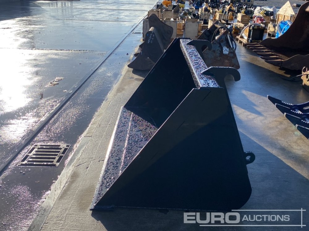 Unused 66" Loader Bucket to suit JCB Telehandler - Lžíce: obrázek 3 Unused 66" Loader Bucket to suit JCB Telehandler - Lžíce: obrázek 3
