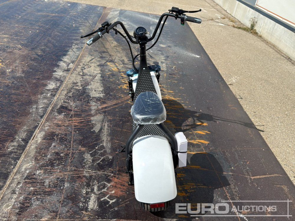 Unused City coco Electric Scooter - Vybavení garáže/ Dílny: obrázek 4 Unused City coco Electric Scooter - Vybavení garáže/ Dílny: obrázek 4