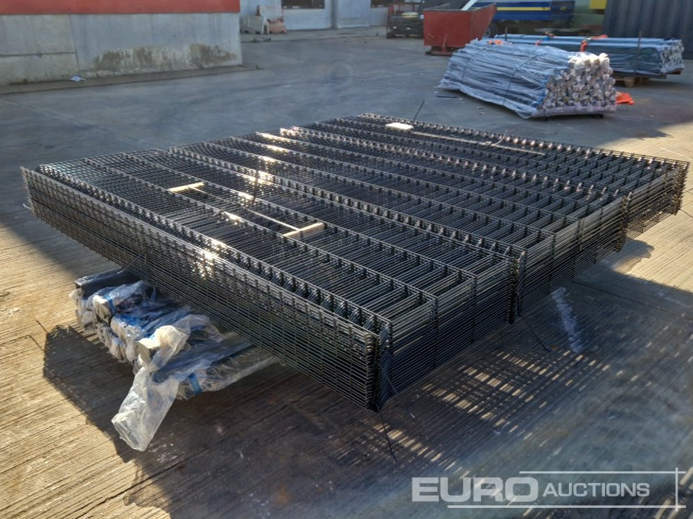 Unused Galvanised & Powder Coated Heavy Duty (5mm) Wire Mesh Fencing, 25 x H2.4m x W2.2m Panels, 26 x 60mm x 60mm x3m Posts, with Fittings (Black) - Stavební zařízení: obrázek 5 Unused Galvanised & Powder Coated Heavy Duty (5mm) Wire Mesh Fencing, 25 x H2.4m x W2.2m Panels, 26 x 60mm x 60mm x3m Posts, with Fittings (Black) - Stavební zařízení: obrázek 5