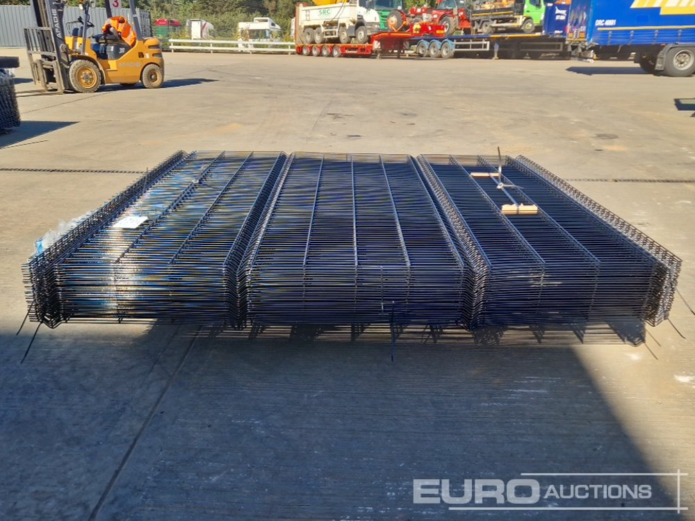 Unused Galvanised & Powder Coated Heavy Duty (5mm) Wire Mesh Fencing, 25 x H2.4m x W2.2m Panels, 26 x 60mm x 60mm x3m Posts, with Fittings (Black) - Stavební zařízení: obrázek 2 Unused Galvanised & Powder Coated Heavy Duty (5mm) Wire Mesh Fencing, 25 x H2.4m x W2.2m Panels, 26 x 60mm x 60mm x3m Posts, with Fittings (Black) - Stavební zařízení: obrázek 2