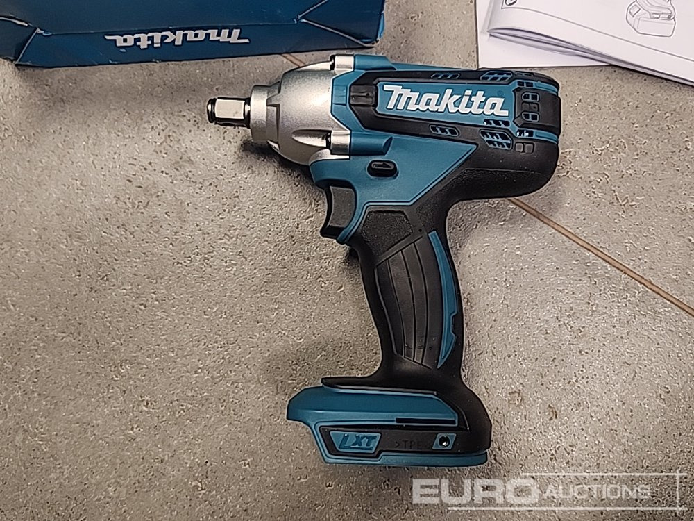 Unused Makita 18V 1/2" Li-Ion LXT Impact Wrench (Body Only) - Stavební zařízení: obrázek 4 Unused Makita 18V 1/2" Li-Ion LXT Impact Wrench (Body Only) - Stavební zařízení: obrázek 4