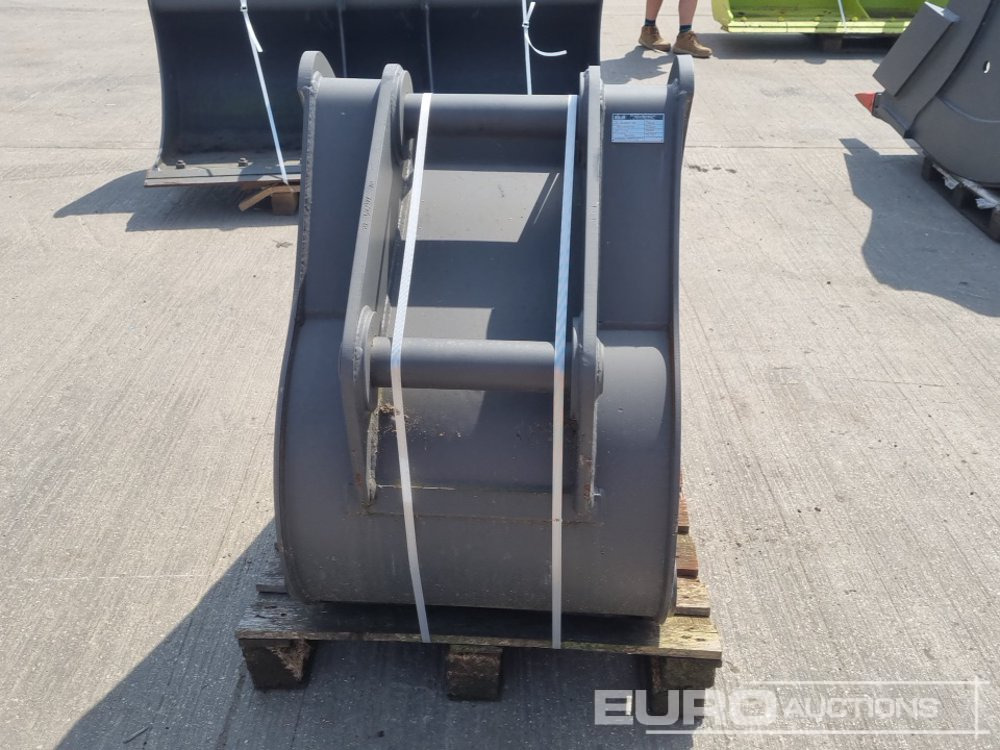 Unused Miller 32" Scoop Bucket 80mm Pin to suit 20 Ton Excavator - Lžíce: obrázek 4 Unused Miller 32" Scoop Bucket 80mm Pin to suit 20 Ton Excavator - Lžíce: obrázek 4