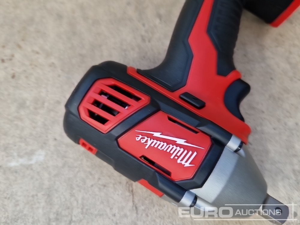 Stavební zařízení Unused Milwaukee M18 1/2 Cordless Impact Wrench (Body Only): obrázek 6