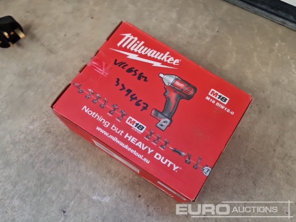 Stavební zařízení Unused Milwaukee M18 1/2 Cordless Impact Wrench (Body Only): obrázek 15