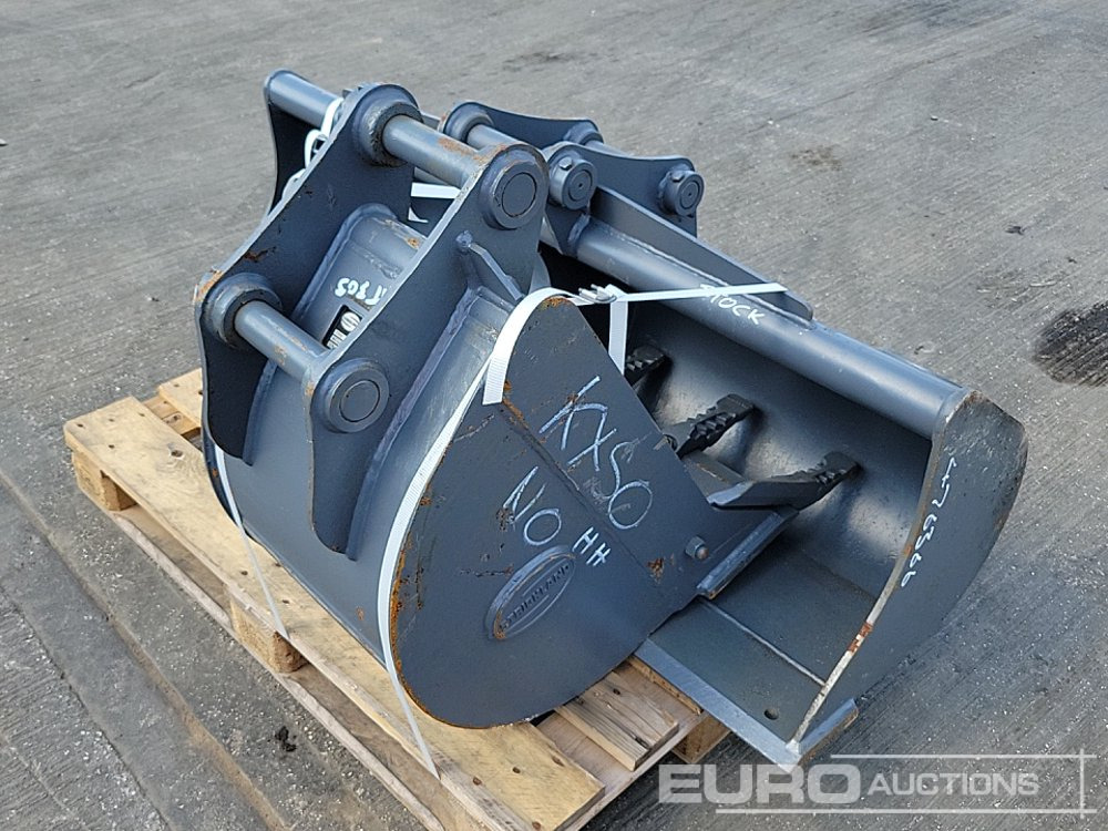 Unused Strickland 60" Ditching, 18" Digging Bucket 45mm Pin to suit 4-6 Ton Excavator - Lžíce: obrázek 1 Unused Strickland 60" Ditching, 18" Digging Bucket 45mm Pin to suit 4-6 Ton Excavator - Lžíce: obrázek 1