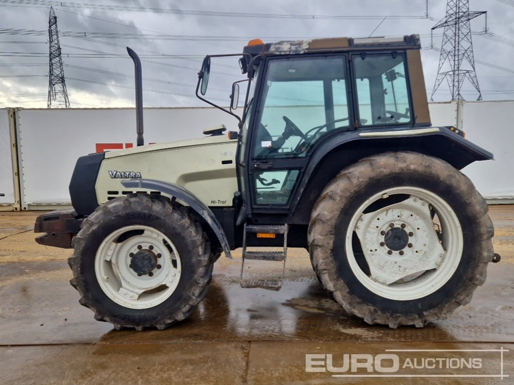 Valtra 6400 - Traktor: obrázek 2 Valtra 6400 - Traktor: obrázek 2