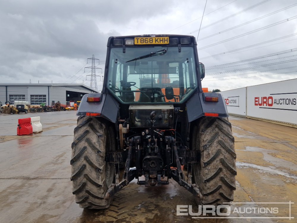 Valtra 6400 - Traktor: obrázek 4 Valtra 6400 - Traktor: obrázek 4