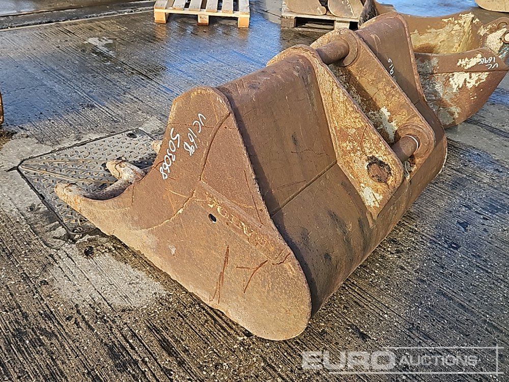Volvo 46" Scoop Bucket 65mm Pin to suit 13 Ton Excavator - Lžíce: obrázek 3 Volvo 46" Scoop Bucket 65mm Pin to suit 13 Ton Excavator - Lžíce: obrázek 3
