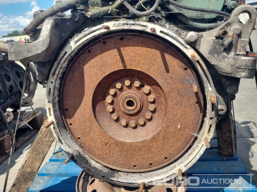 Motor Volvo 6 Cylinder Engine: obrázek 13