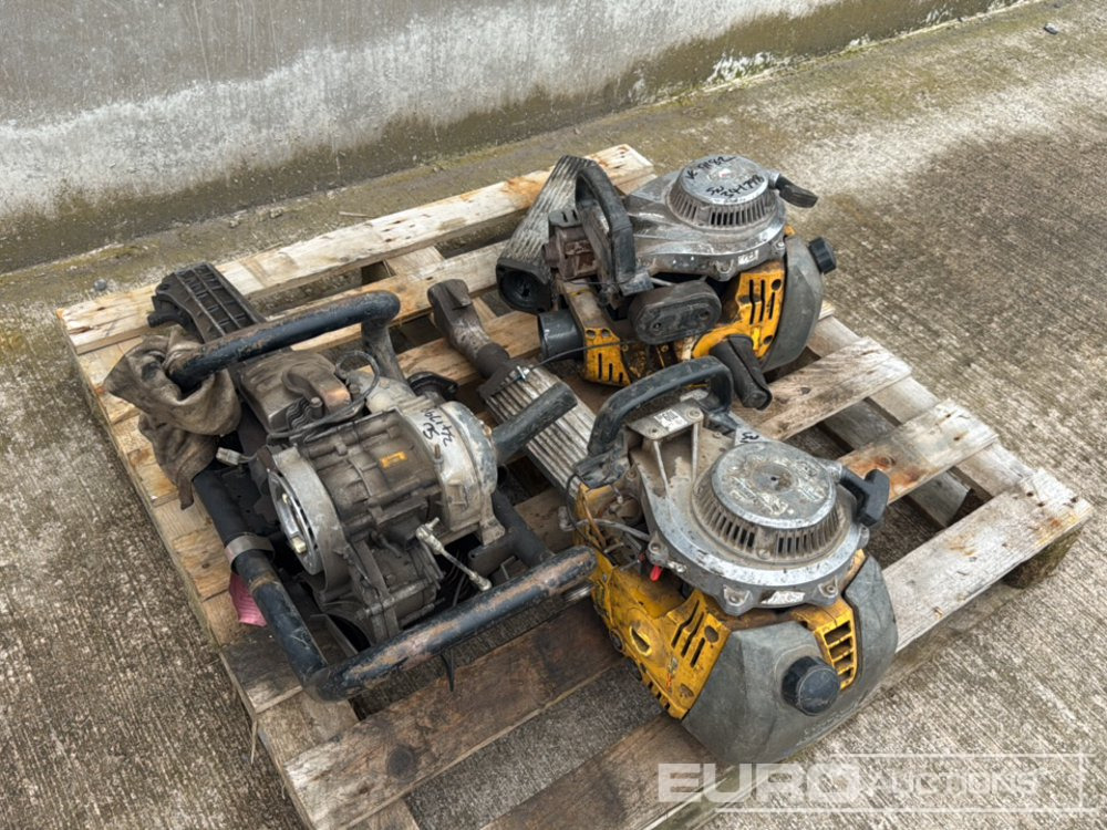 Wacker Neuson & Atlas Copco Petrol Breaker (3 of)(Spares) - Technika pro ukládaní asfaltu: obrázek 1 Wacker Neuson & Atlas Copco Petrol Breaker (3 of)(Spares) - Technika pro ukládaní asfaltu: obrázek 1