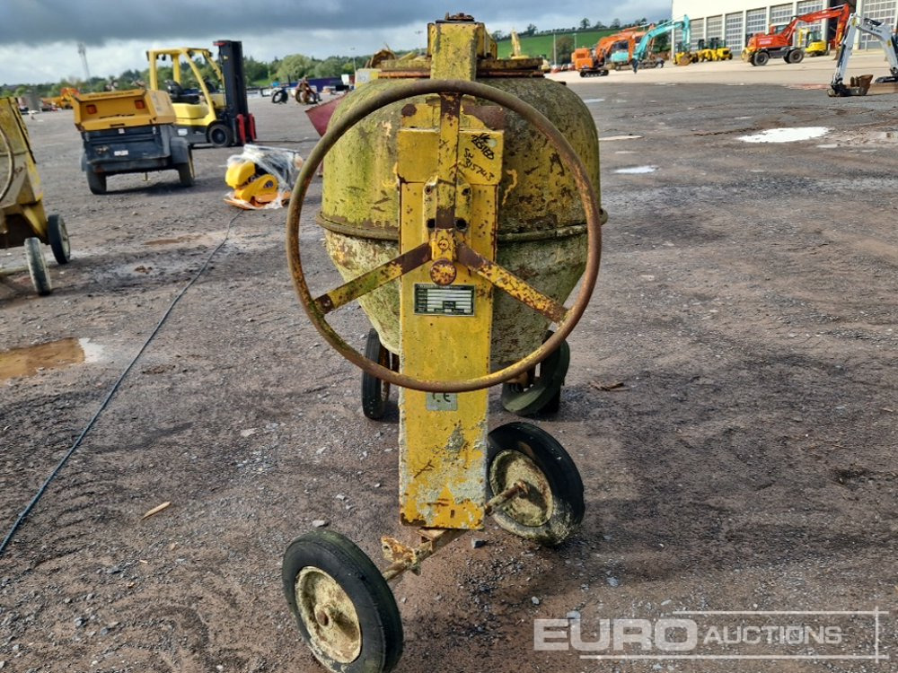 Winget 100T Diesel Cement Mixer, Lister Engine - Stavební míchačka: obrázek 4 Winget 100T Diesel Cement Mixer, Lister Engine - Stavební míchačka: obrázek 4