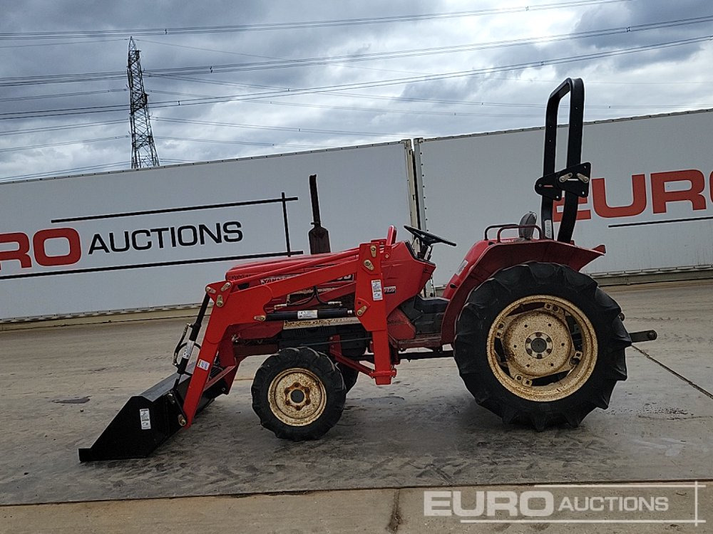 Yanmar YM2402D - Malotraktor: obrázek 2 Yanmar YM2402D - Malotraktor: obrázek 2