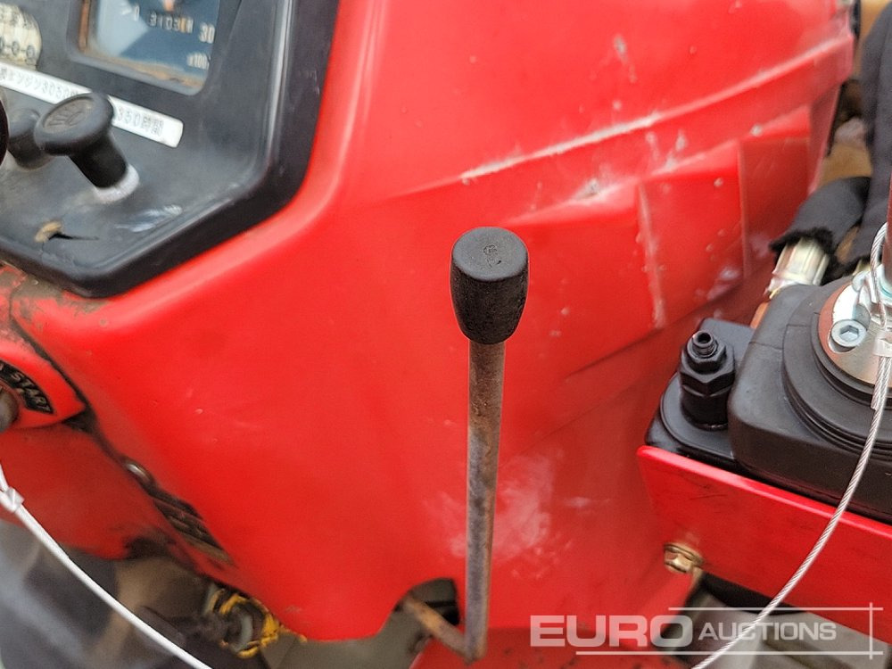 Malotraktor Yanmar YM2402D: obrázek 33