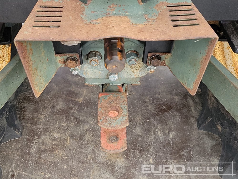 Malotraktor Yanmar YM2402D: obrázek 22