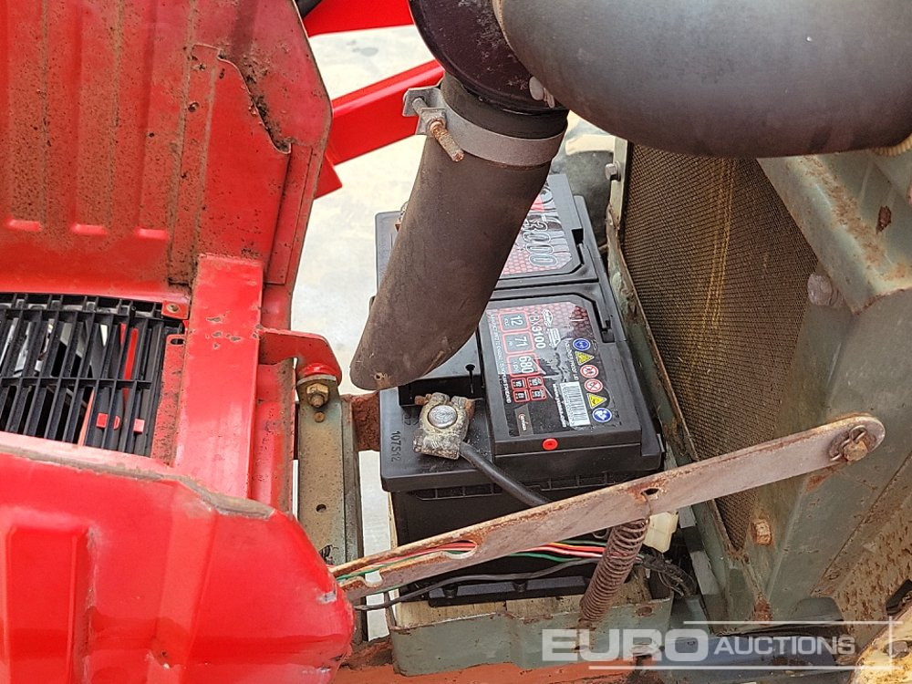 Malotraktor Yanmar YM2402D: obrázek 27