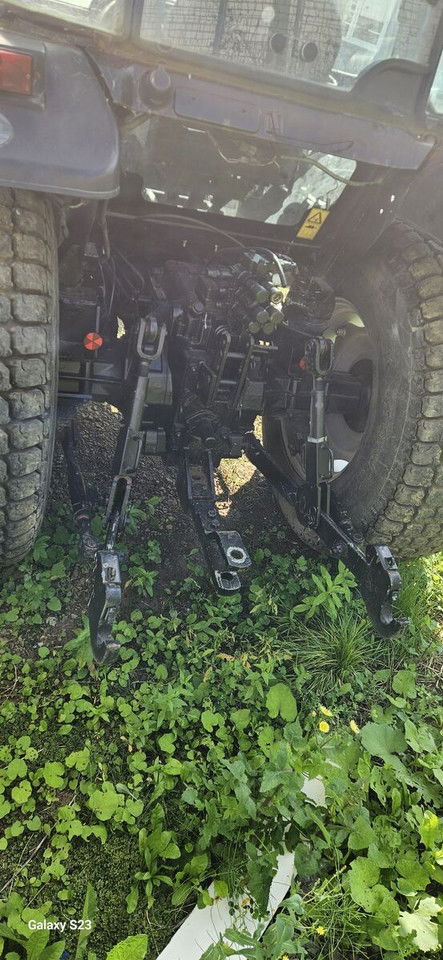 JCB 354 - Traktor: obrázek 4 JCB 354 - Traktor: obrázek 4