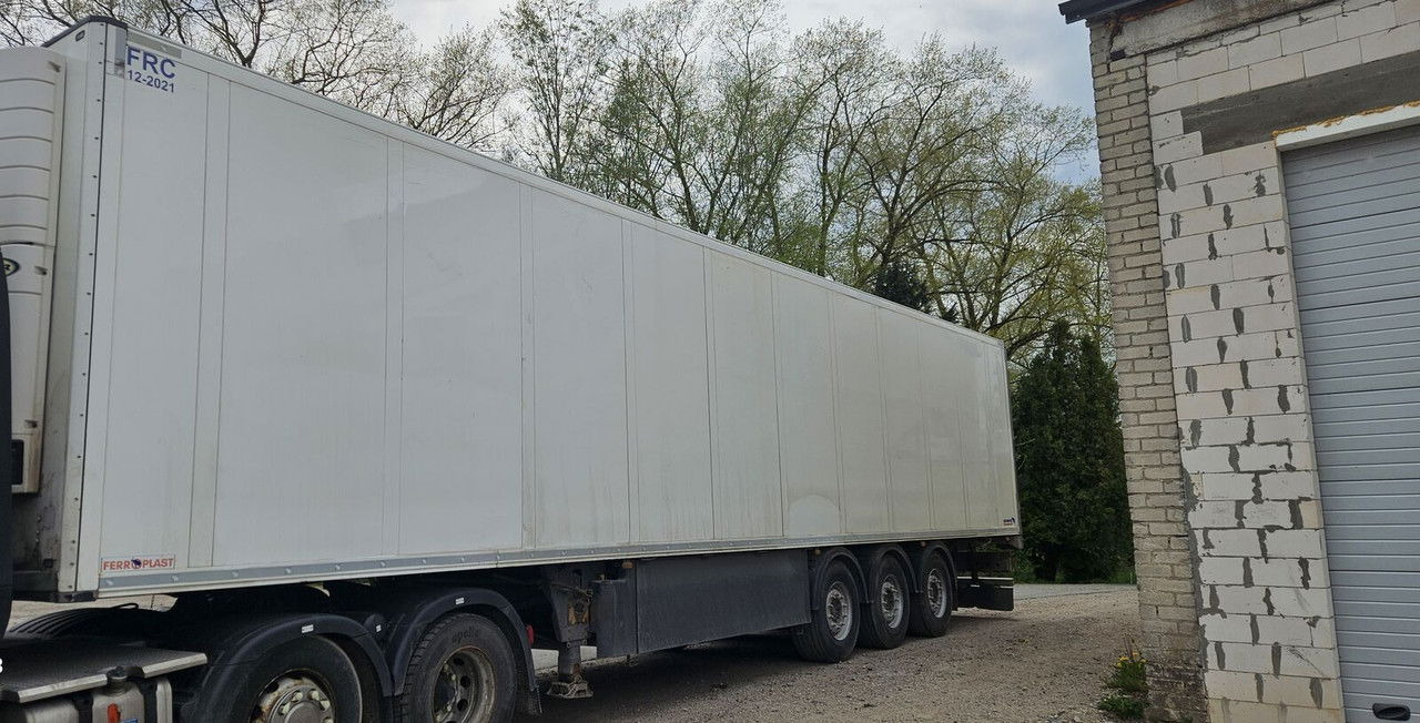Schmitz Cargobull - Chladírenský návěs: obrázek 4 Schmitz Cargobull - Chladírenský návěs: obrázek 4