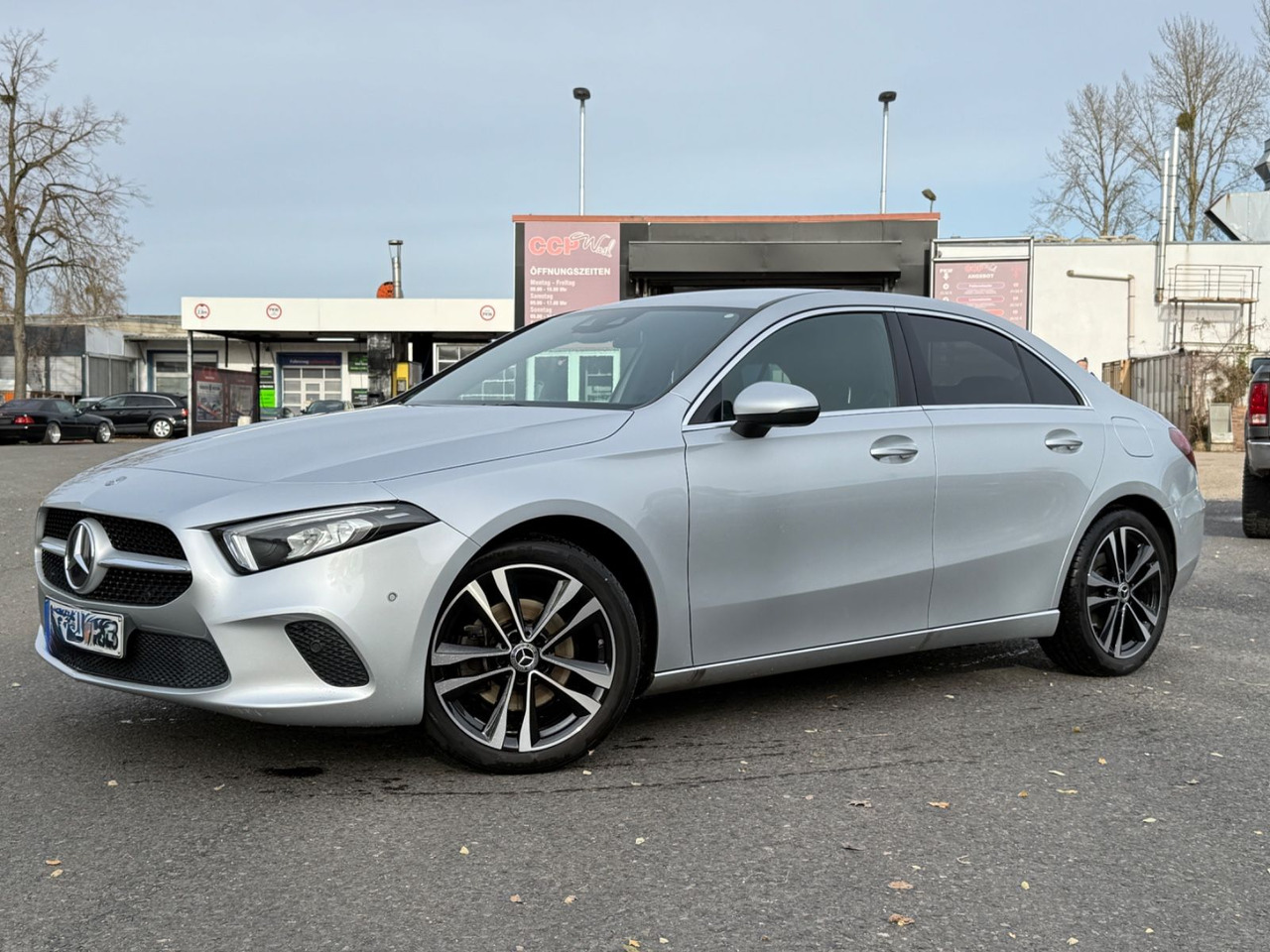 Mercedes-Benz A 200 Lim./LED/KAMERA/NAVI/SITZHZG. - Sedan: obrázek 1 Mercedes-Benz A 200 Lim./LED/KAMERA/NAVI/SITZHZG. - Sedan: obrázek 1