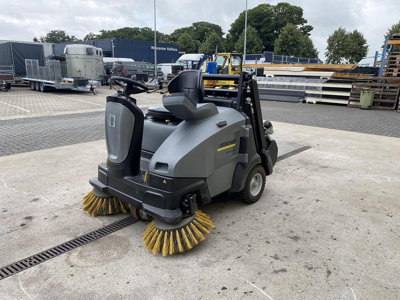 Kärcher KM 105/110 R Bp, Veegmachine, hoogkieper - Zametací vůz: obrázek 4 Kärcher KM 105/110 R Bp, Veegmachine, hoogkieper - Zametací vůz: obrázek 4