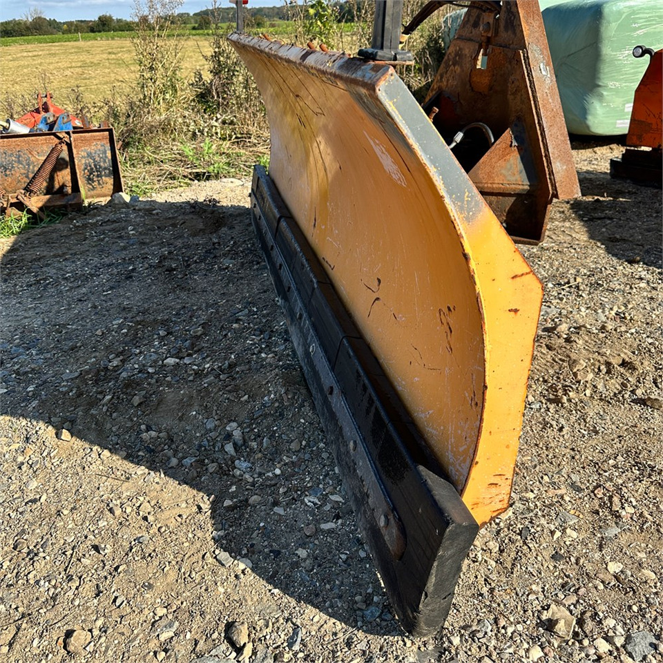 ABC 250 cm - Traktor: obrázek 2 ABC 250 cm - Traktor: obrázek 2