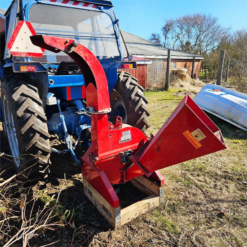 ABC WC-X5 PTO - Štěpkovač: obrázek 2 ABC WC-X5 PTO - Štěpkovač: obrázek 2