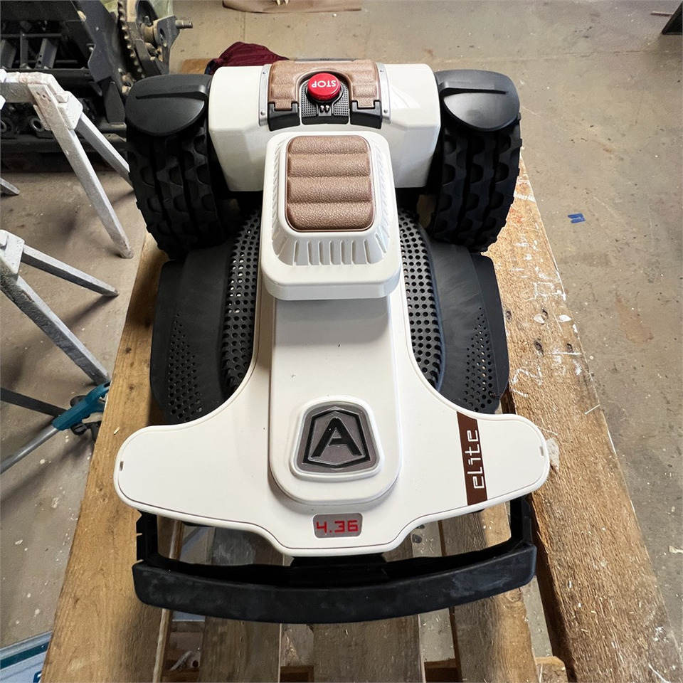 Ambrogio 4.36 Elite Ultra - Sekačka na trávu: obrázek 3 Ambrogio 4.36 Elite Ultra - Sekačka na trávu: obrázek 3