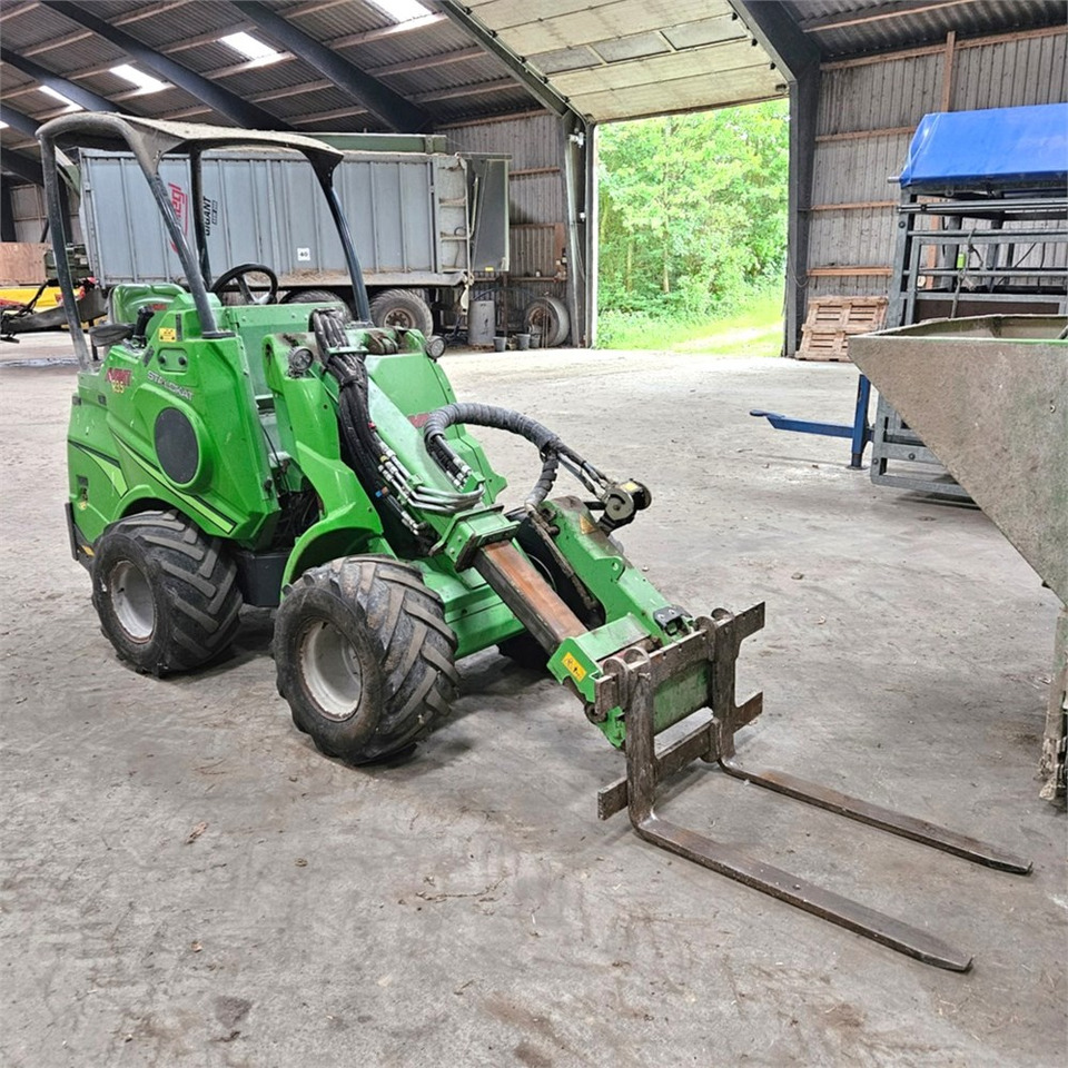 Avant R35 - M635RIMCT - Kolový nakladač: obrázek 3 Avant R35 - M635RIMCT - Kolový nakladač: obrázek 3
