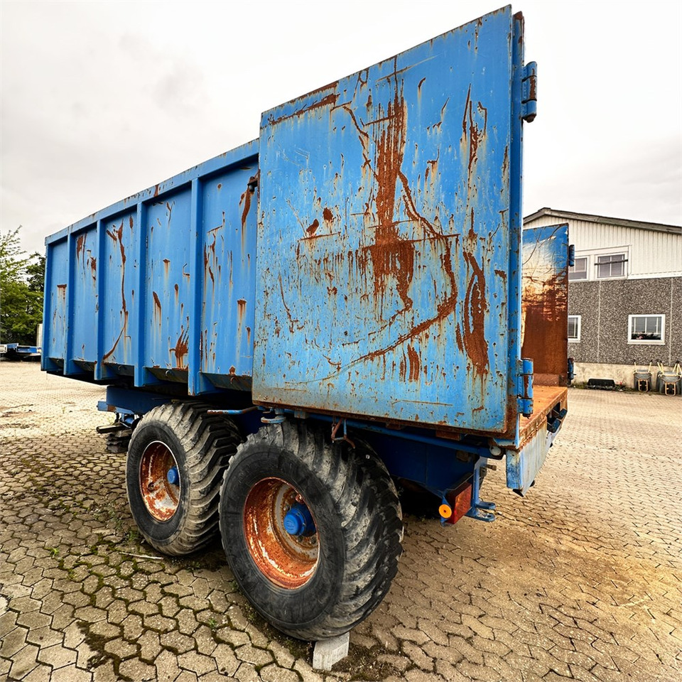 Bala Agri Husqvana vogn TK1512 - Zemědělský přívěs: obrázek 2 Bala Agri Husqvana vogn TK1512 - Zemědělský přívěs: obrázek 2