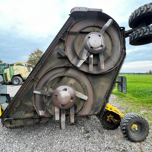 Bednar Mulcher NM 7000 - Stroj na sklizeň pícnin: obrázek 2 Bednar Mulcher NM 7000 - Stroj na sklizeň pícnin: obrázek 2