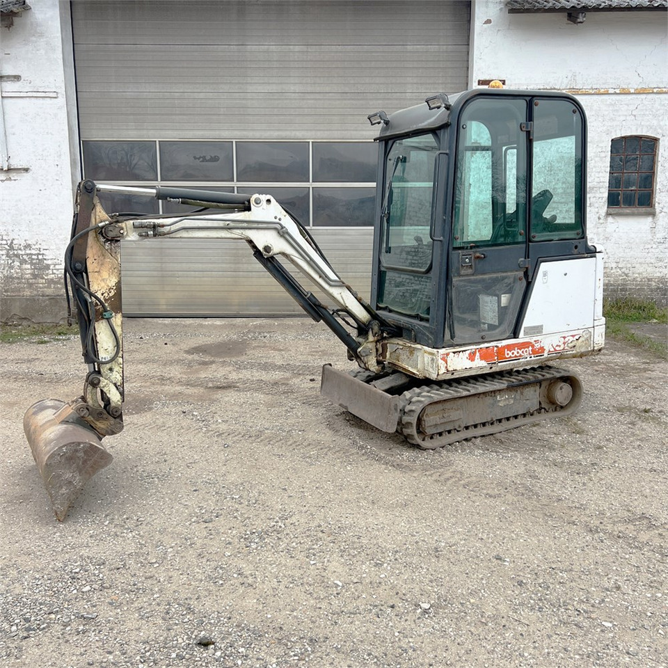 Bobcat 320 - Mini rýpadlo: obrázek 1 Bobcat 320 - Mini rýpadlo: obrázek 1
