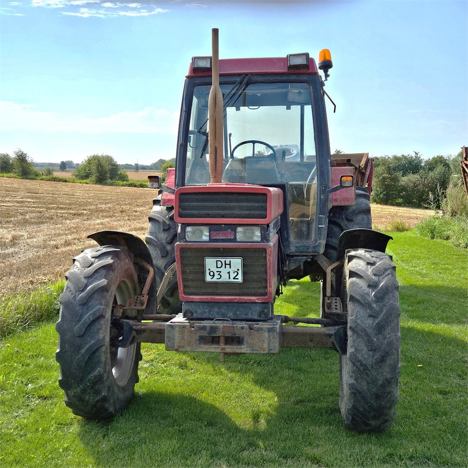 CASE IH 956T - Traktor: obrázek 3 CASE IH 956T - Traktor: obrázek 3