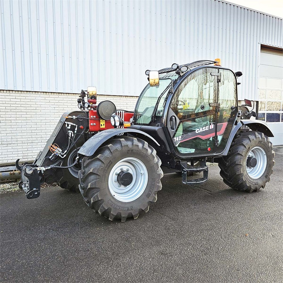 Case Farmlift 742 - Teleskopický manipulátor: obrázek 1 Case Farmlift 742 - Teleskopický manipulátor: obrázek 1