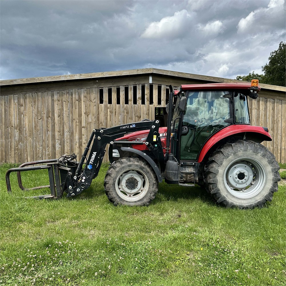 Case IH Farmall 65 A - Traktor: obrázek 4 Case IH Farmall 65 A - Traktor: obrázek 4
